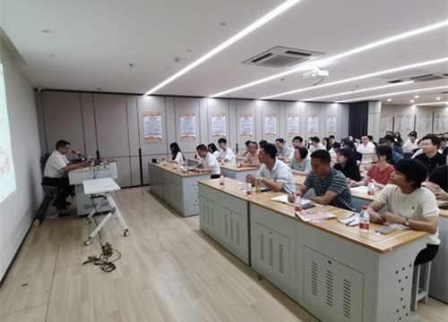 集团党支部参加东漖街道党纪学习教育